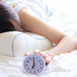 最佳的睡眠時間是?睡眠太少易發胖、睡太多也會縮短壽命..